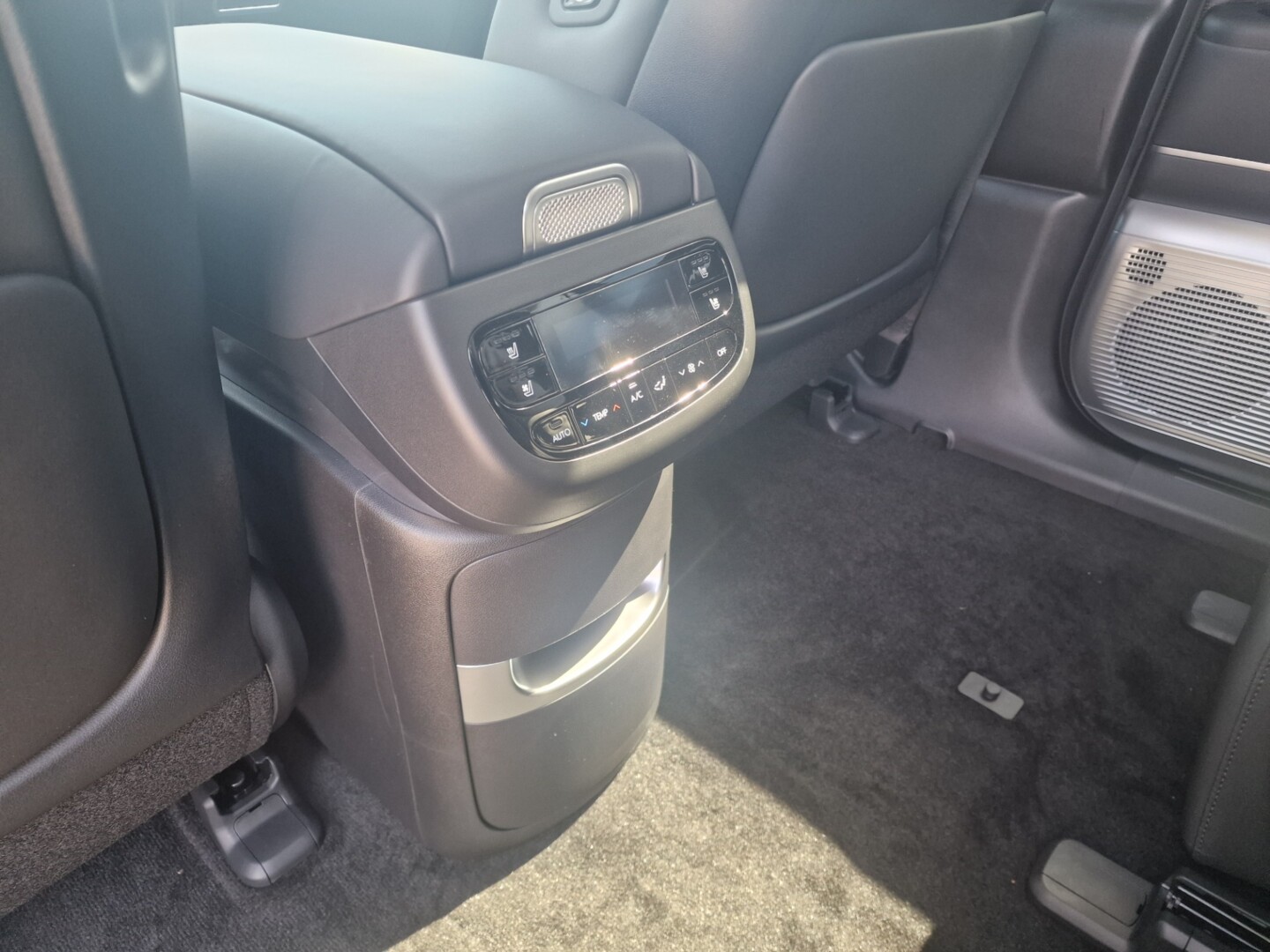 Hyundai IONIQ 9