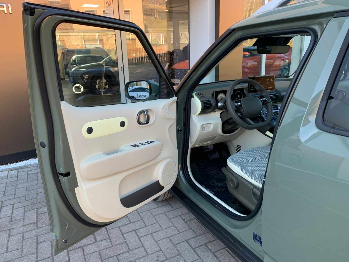 Hyundai INSTER