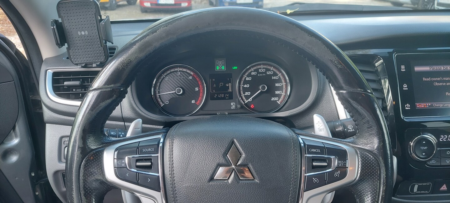Mitsubishi L200