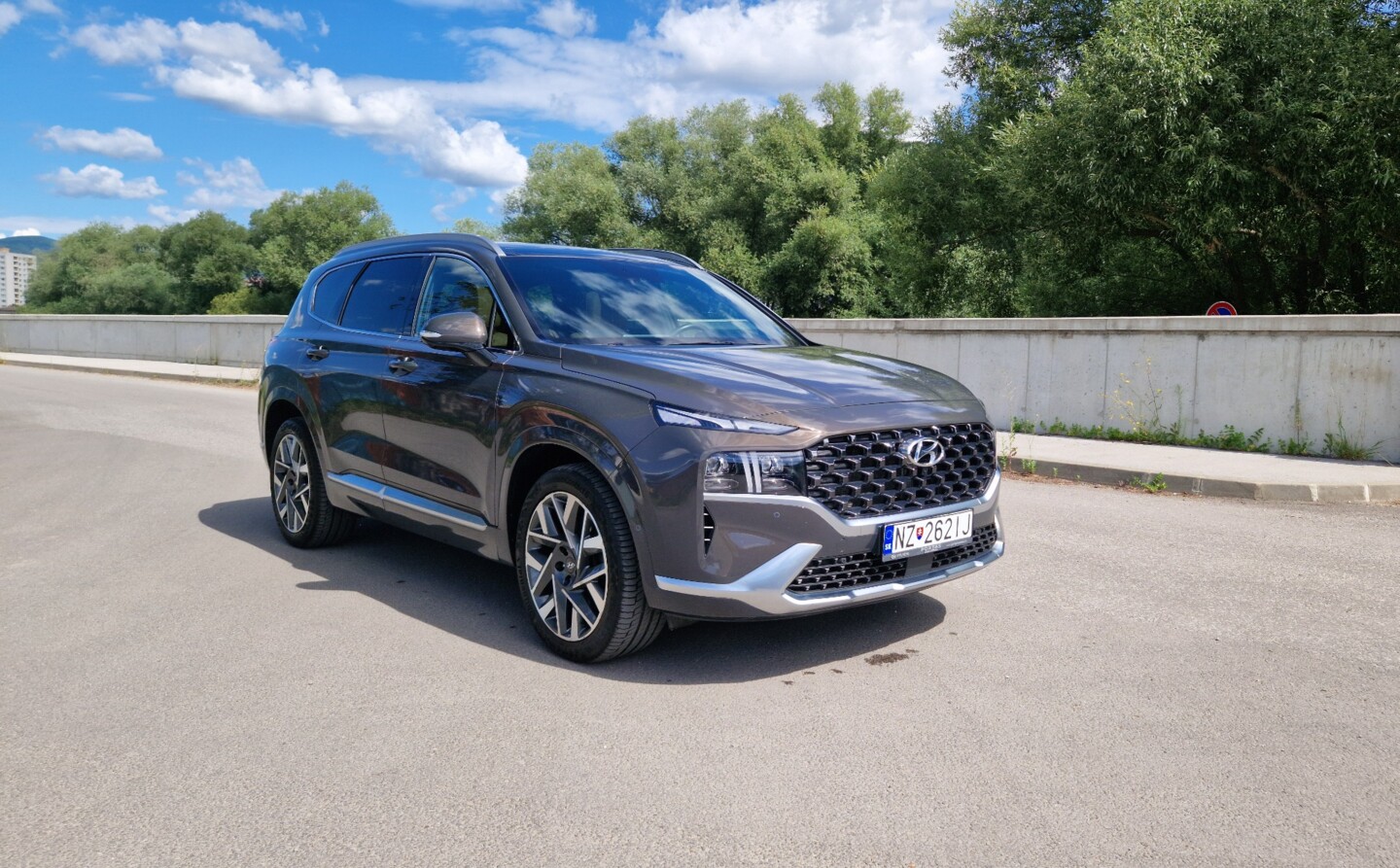 Hyundai SANTA FE