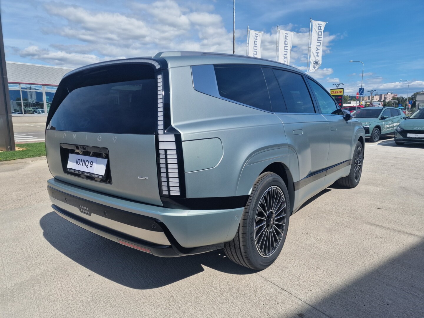 Hyundai IONIQ 9