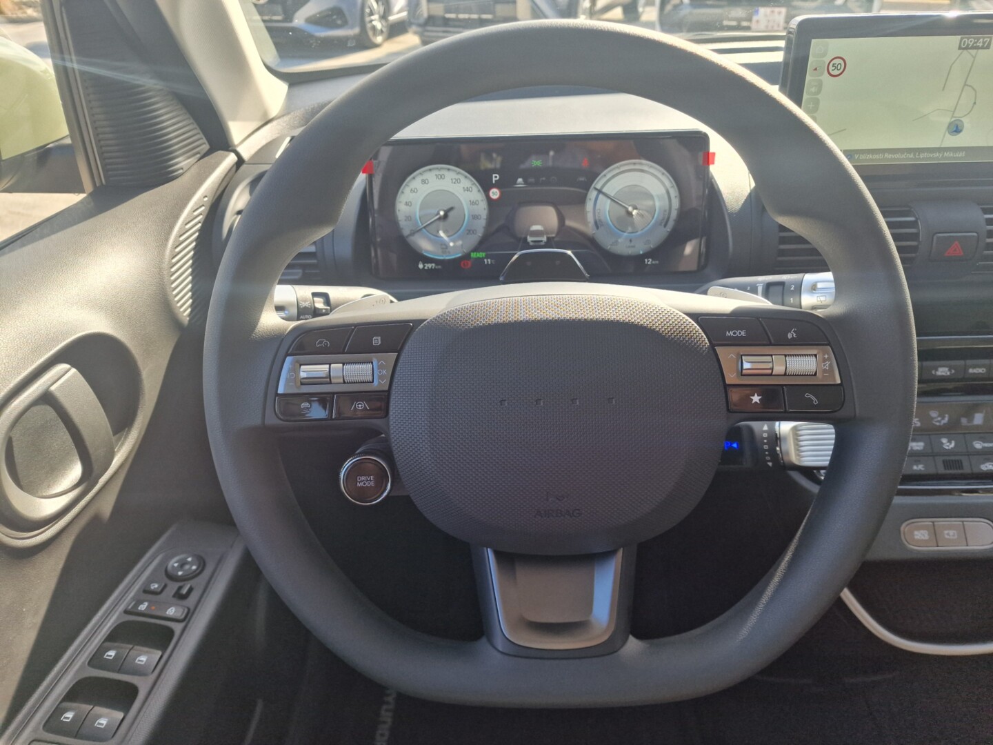 Hyundai INSTER