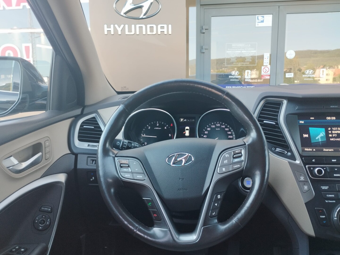 Hyundai SANTA FE
