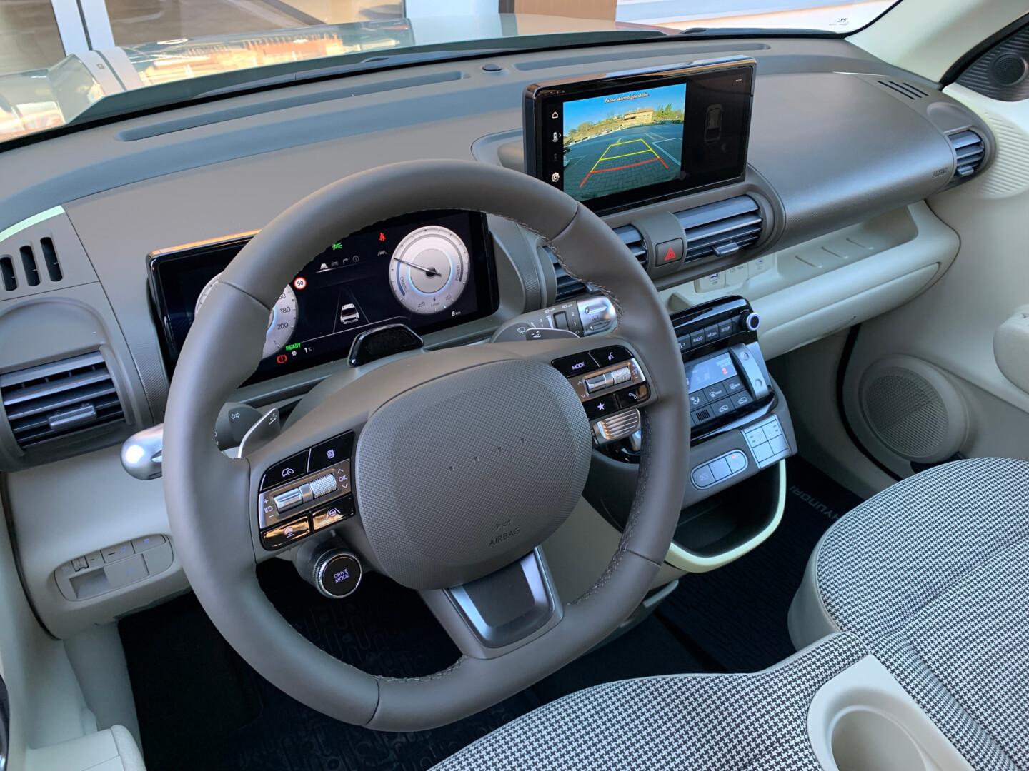 Hyundai INSTER