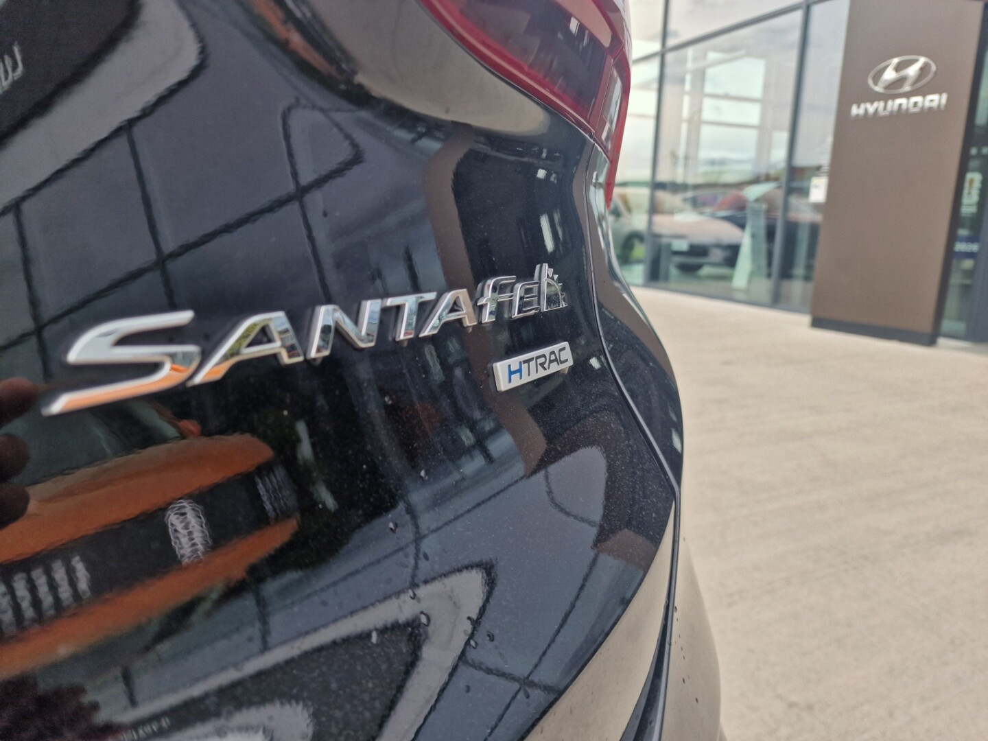 Hyundai SANTA FE