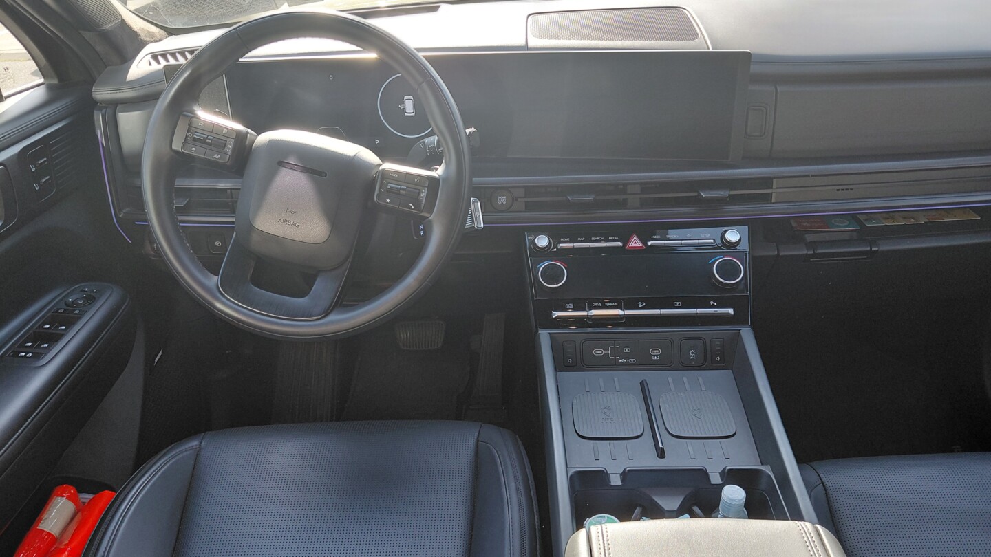 Hyundai SANTA FE