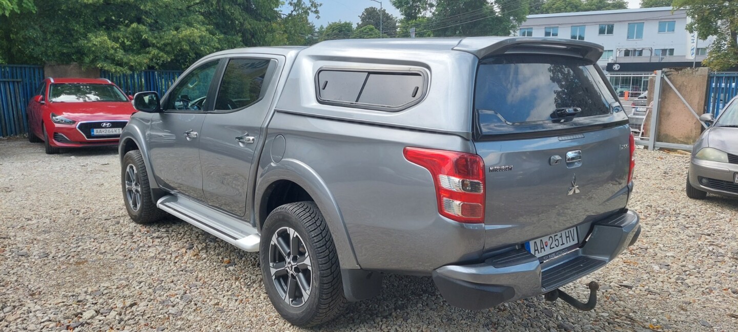 Mitsubishi L200