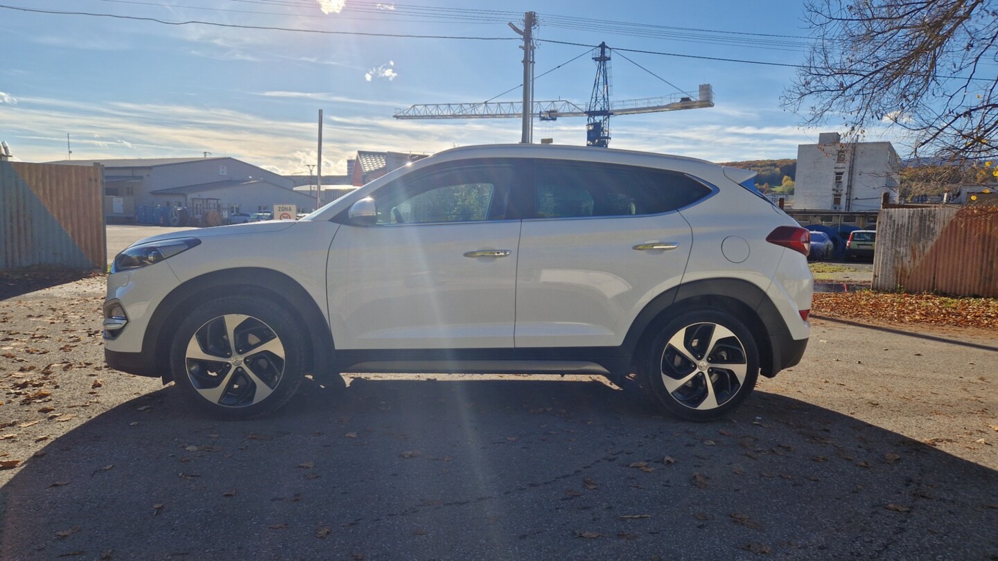 Hyundai TUCSON