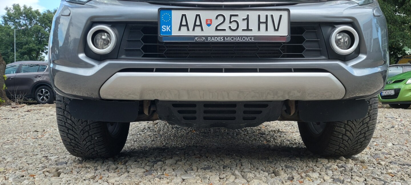 Mitsubishi L200