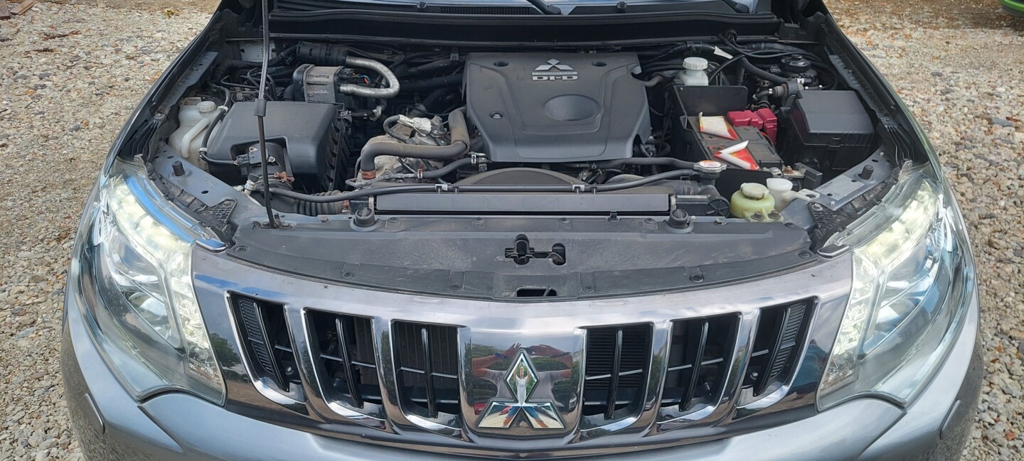 Mitsubishi L200