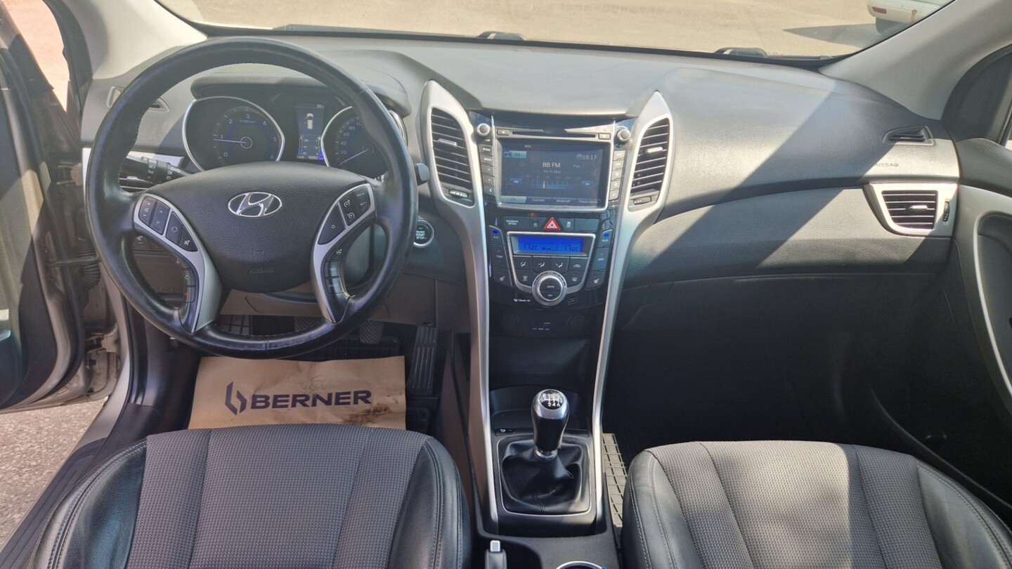 Hyundai i30