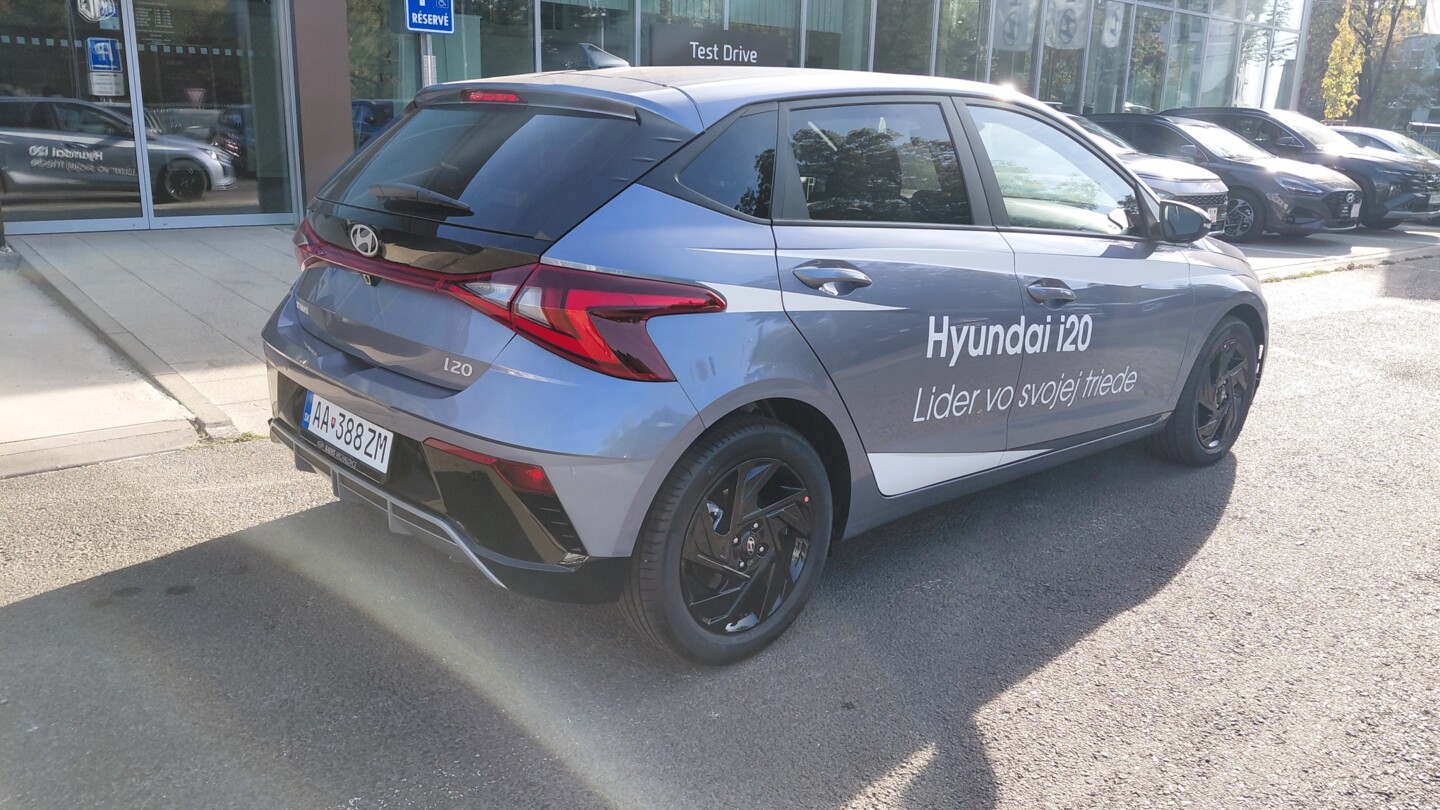 Hyundai i20