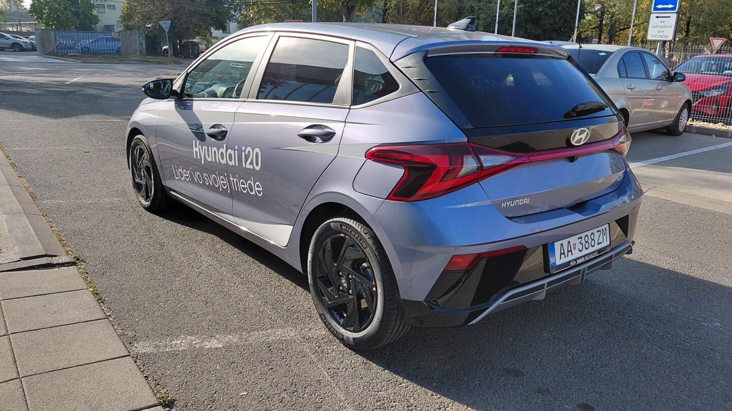 Hyundai i20