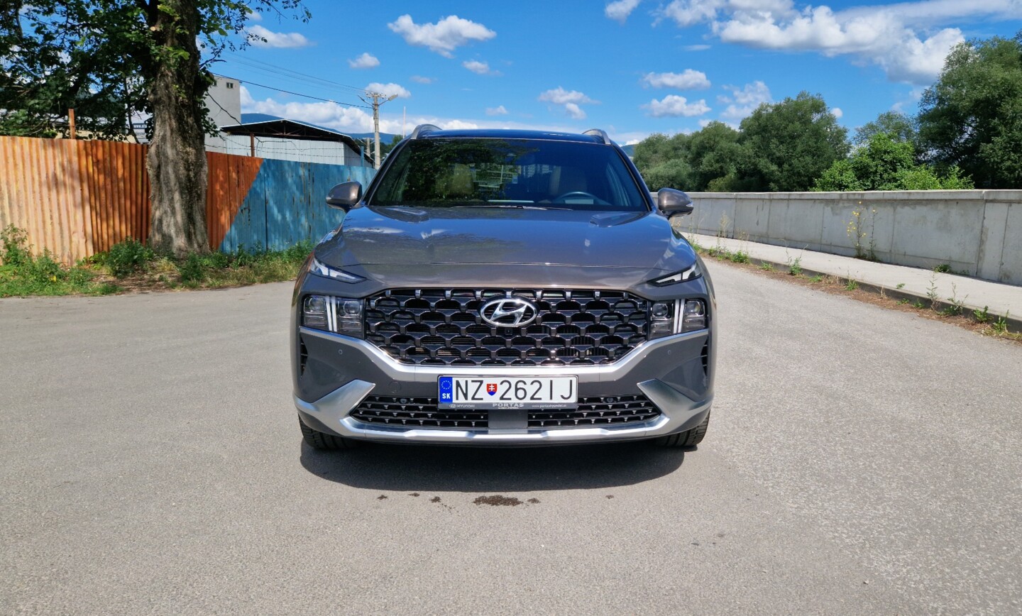 Hyundai SANTA FE