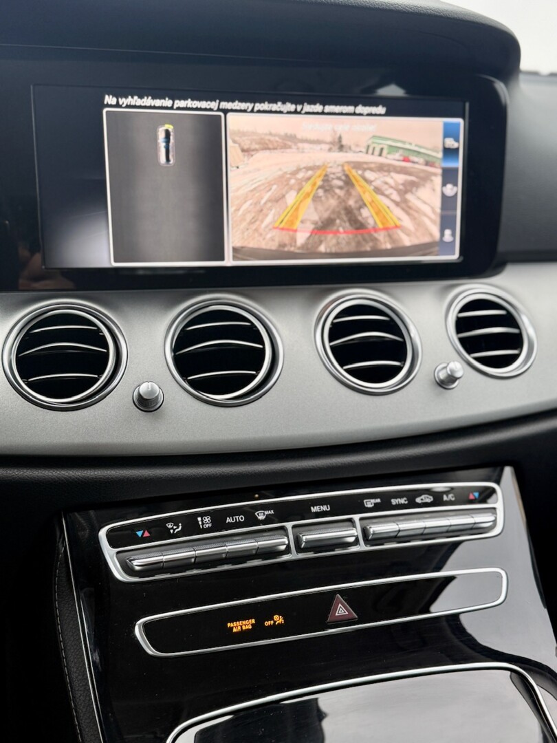 Mercedes-Benz Trieda E