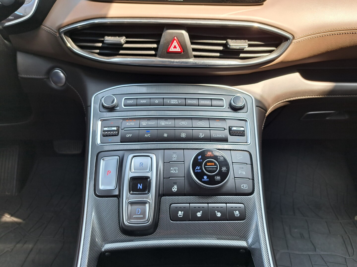 Hyundai SANTA FE